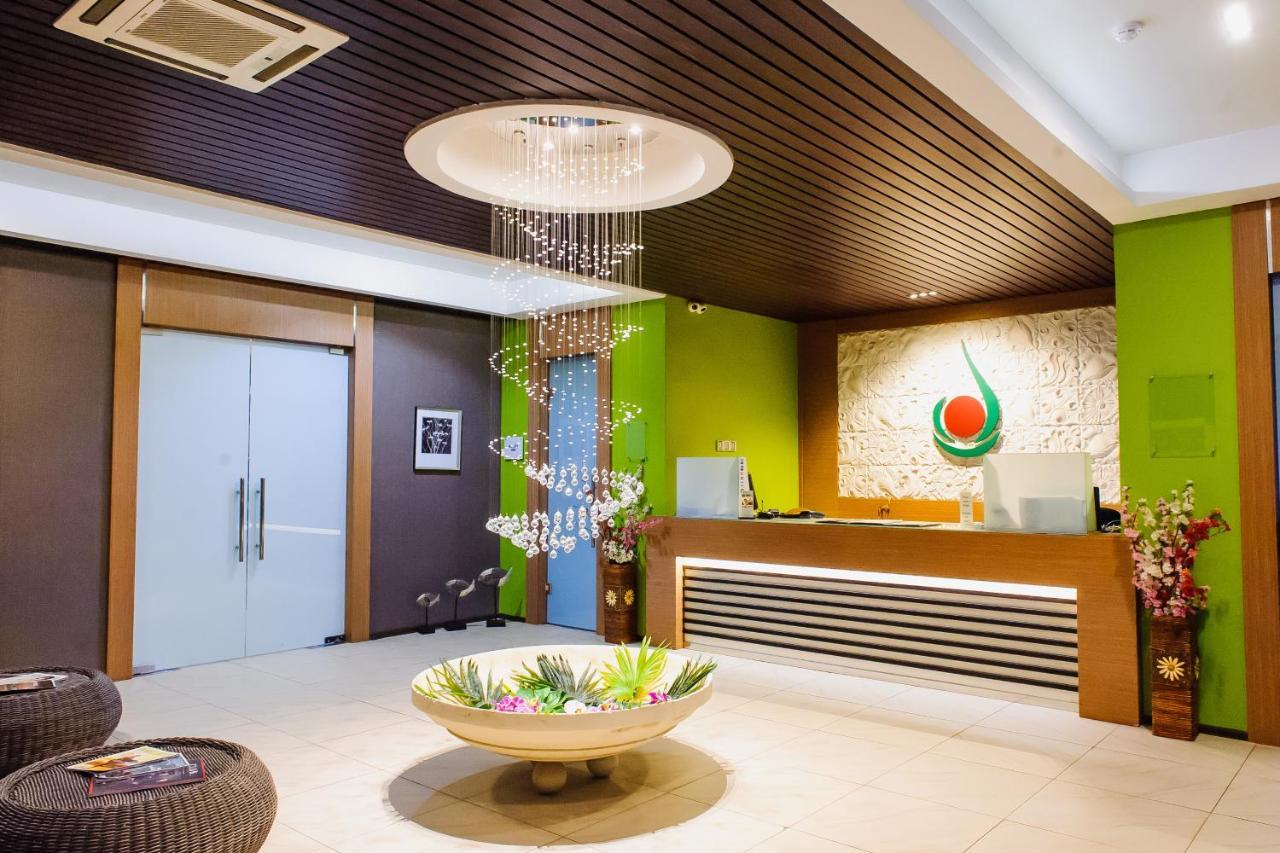 Diplomat Hotel By Ag Hotels Group อัสตานา ภายนอก รูปภาพ