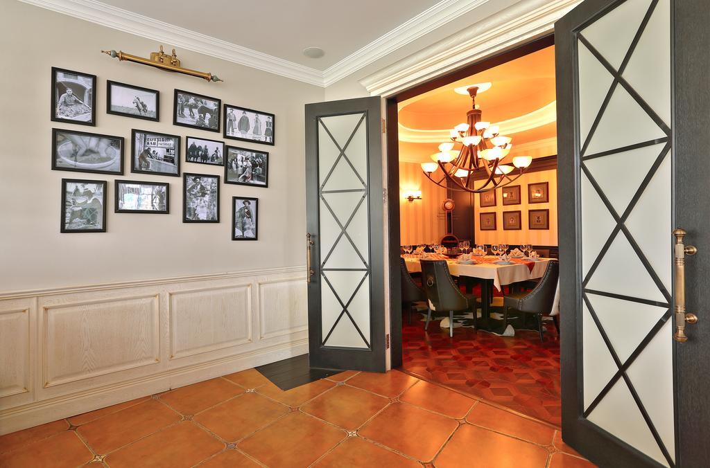 Diplomat Hotel By Ag Hotels Group อัสตานา ภายนอก รูปภาพ