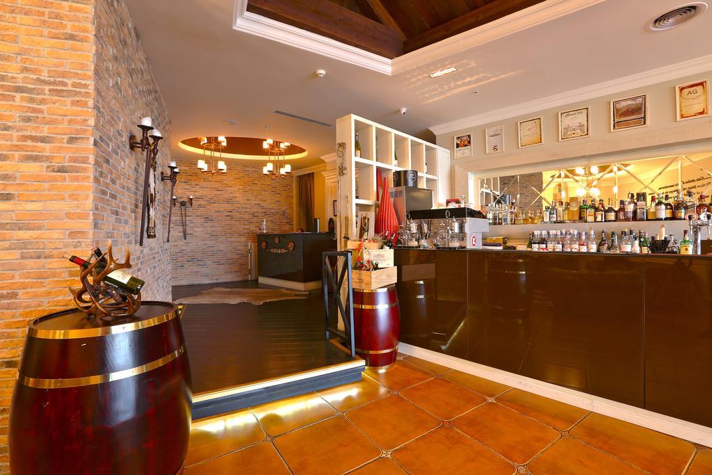 Diplomat Hotel By Ag Hotels Group อัสตานา ภายนอก รูปภาพ