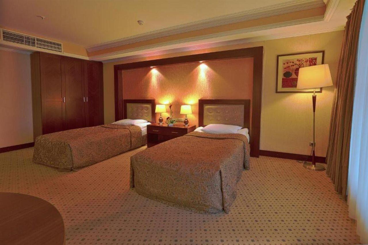 Diplomat Hotel By Ag Hotels Group อัสตานา ภายนอก รูปภาพ