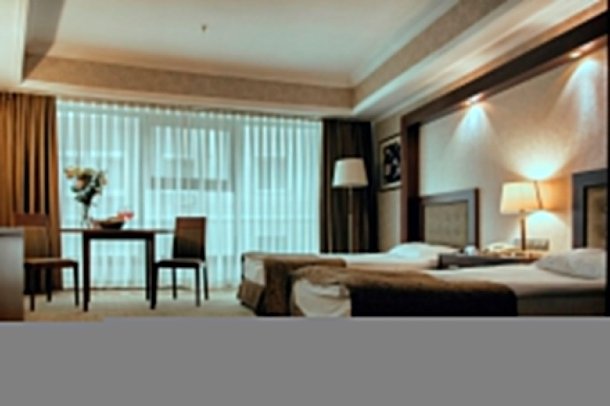 Diplomat Hotel By Ag Hotels Group อัสตานา ภายนอก รูปภาพ