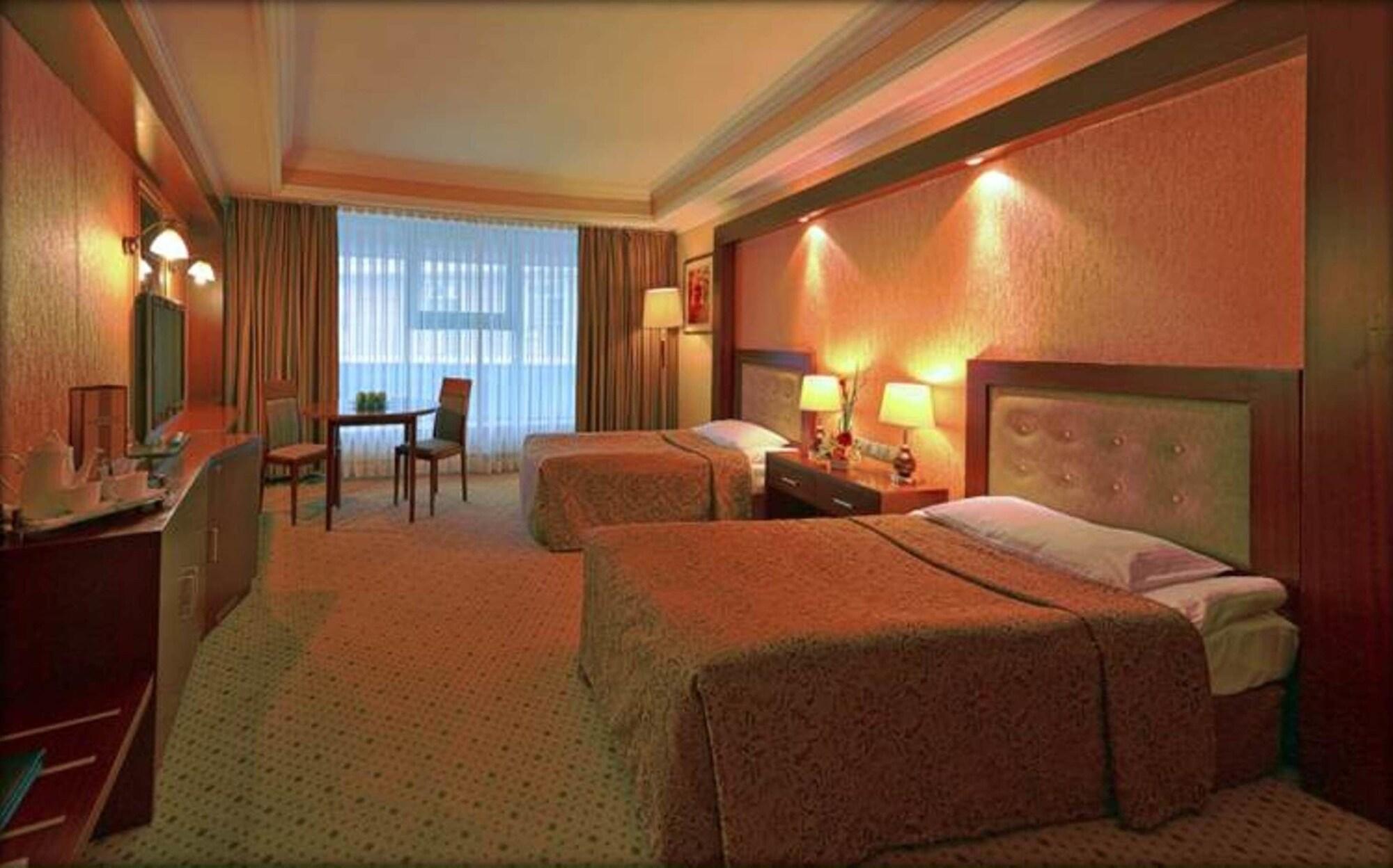 Diplomat Hotel By Ag Hotels Group อัสตานา ภายนอก รูปภาพ