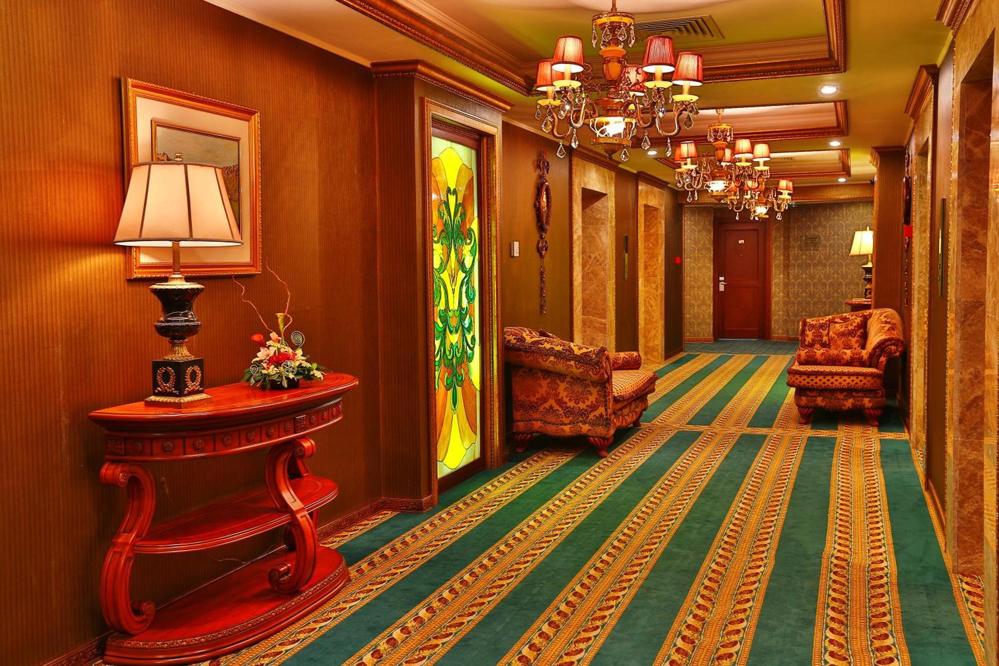Diplomat Hotel By Ag Hotels Group อัสตานา ภายนอก รูปภาพ