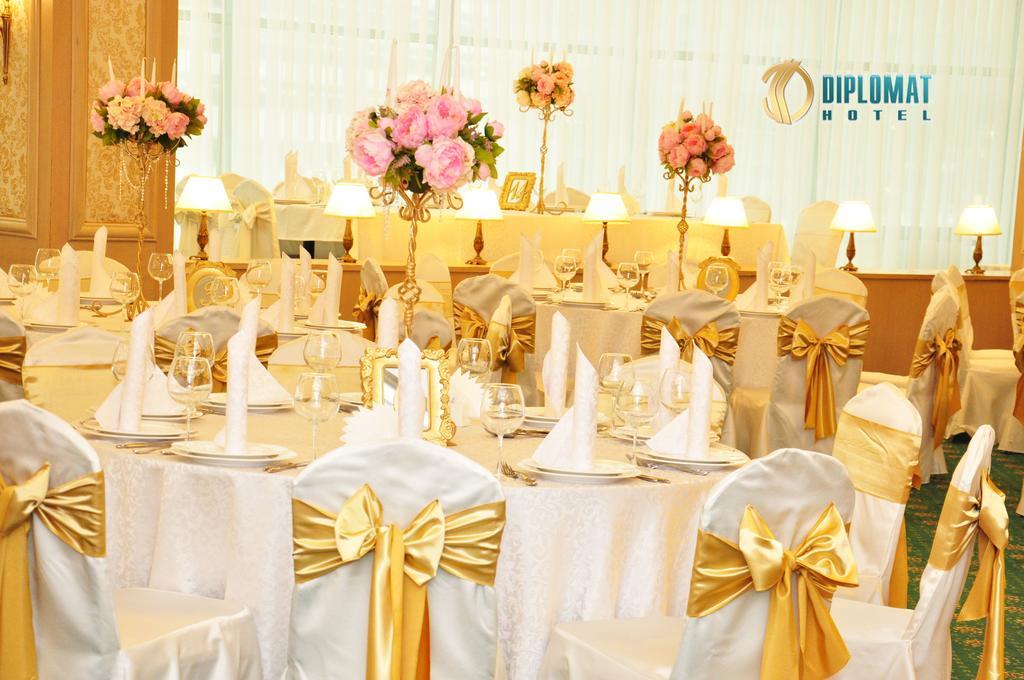 Diplomat Hotel By Ag Hotels Group อัสตานา ภายนอก รูปภาพ