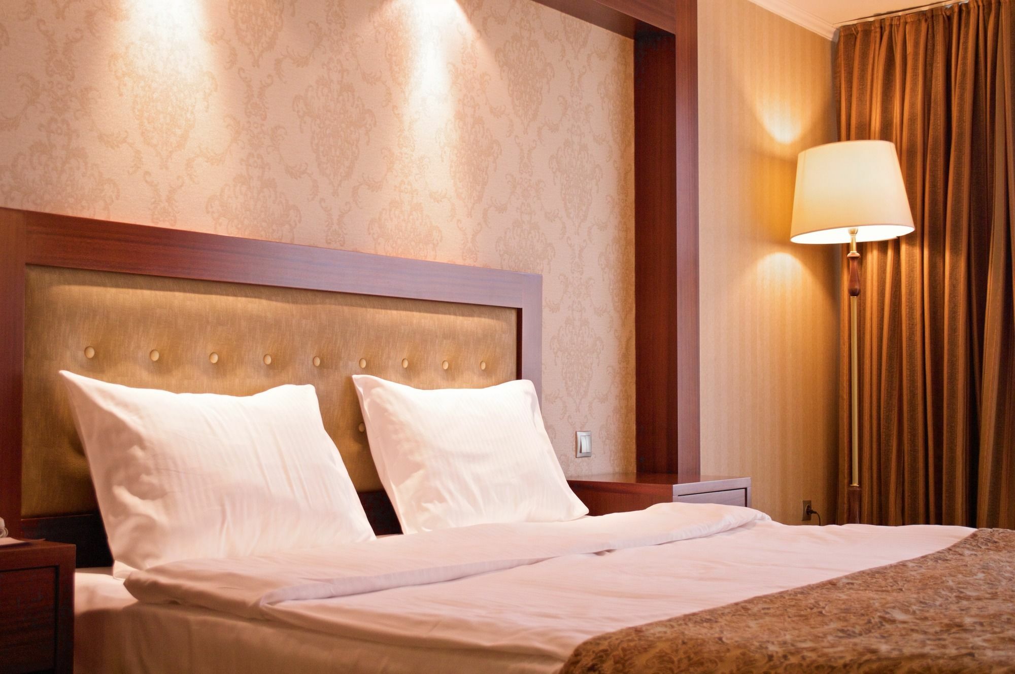 Diplomat Hotel By Ag Hotels Group อัสตานา ภายนอก รูปภาพ