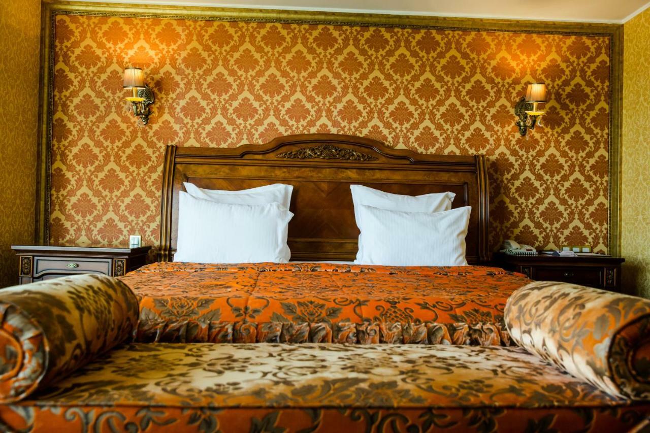 Diplomat Hotel By Ag Hotels Group อัสตานา ภายนอก รูปภาพ